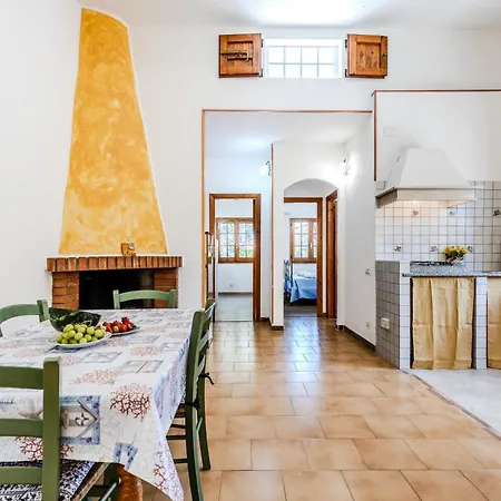 Terrazza Degli Ulivi A Pochi Metri Dal Mare Porto Columbu - Perd'E Sali